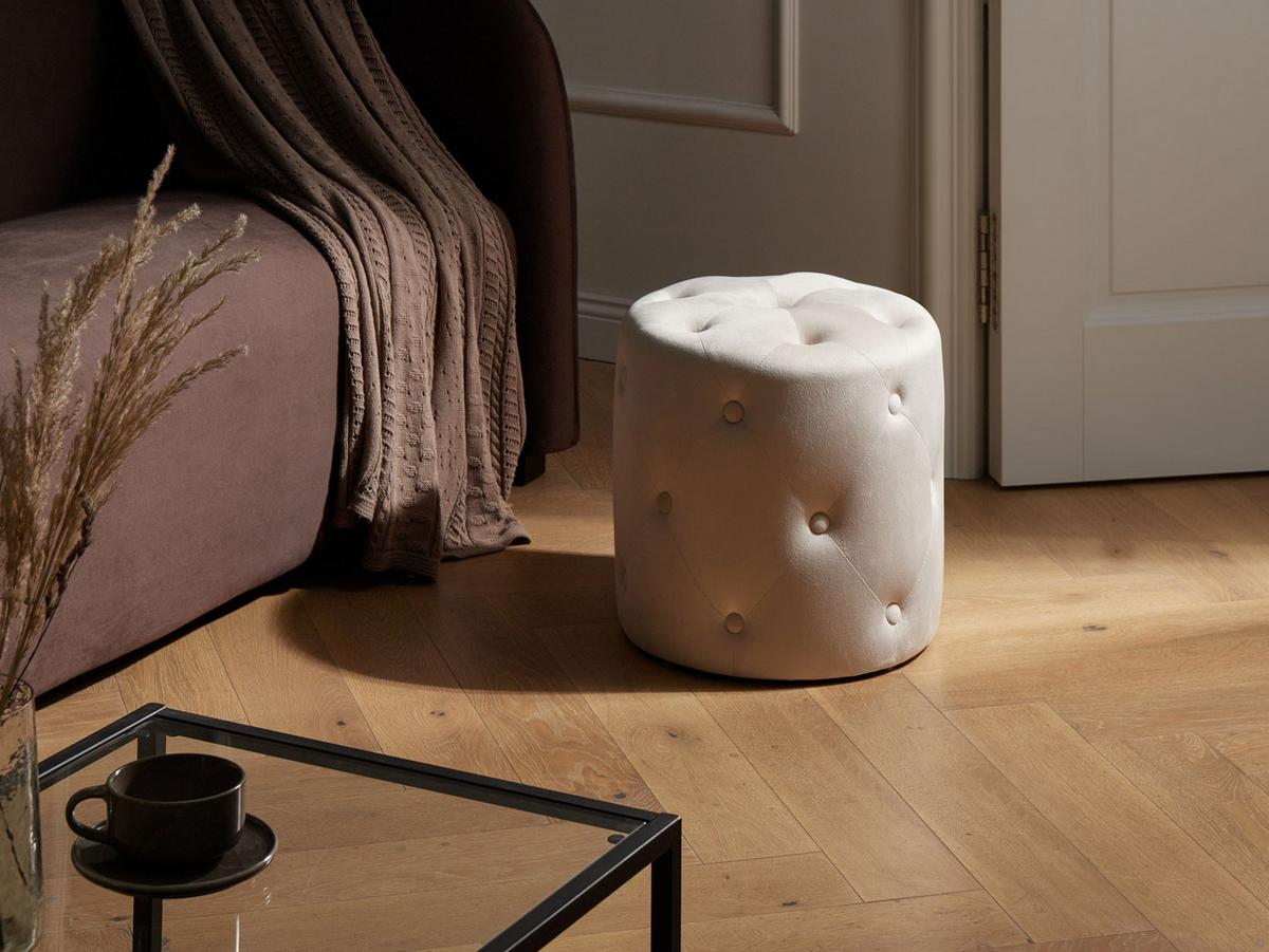 POUF Samtstoff Cremeweiß Corolla - Weiß, Textil (40/40/40cm) - Beliani