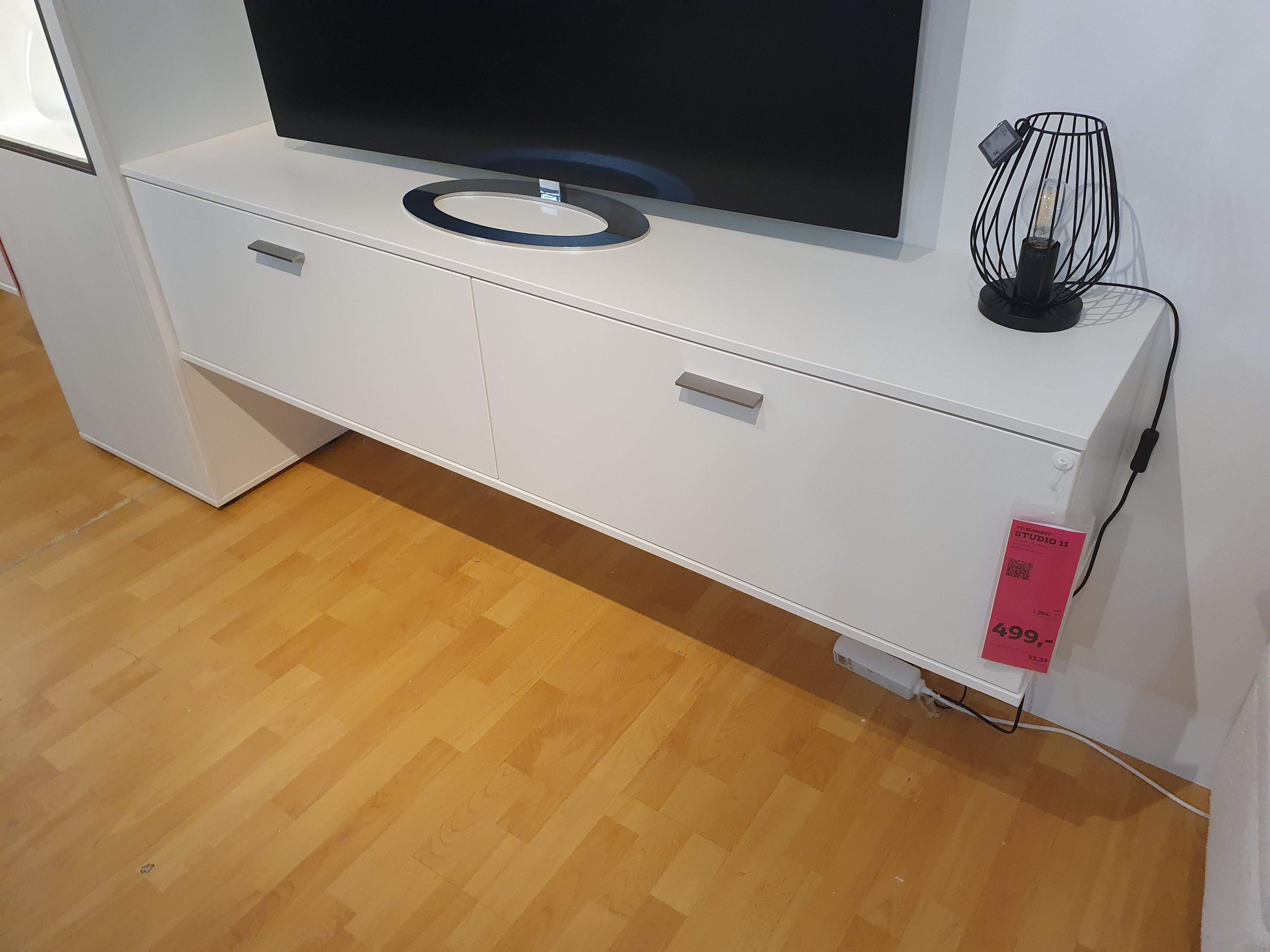 TV-ELEMENT STUDIO 11