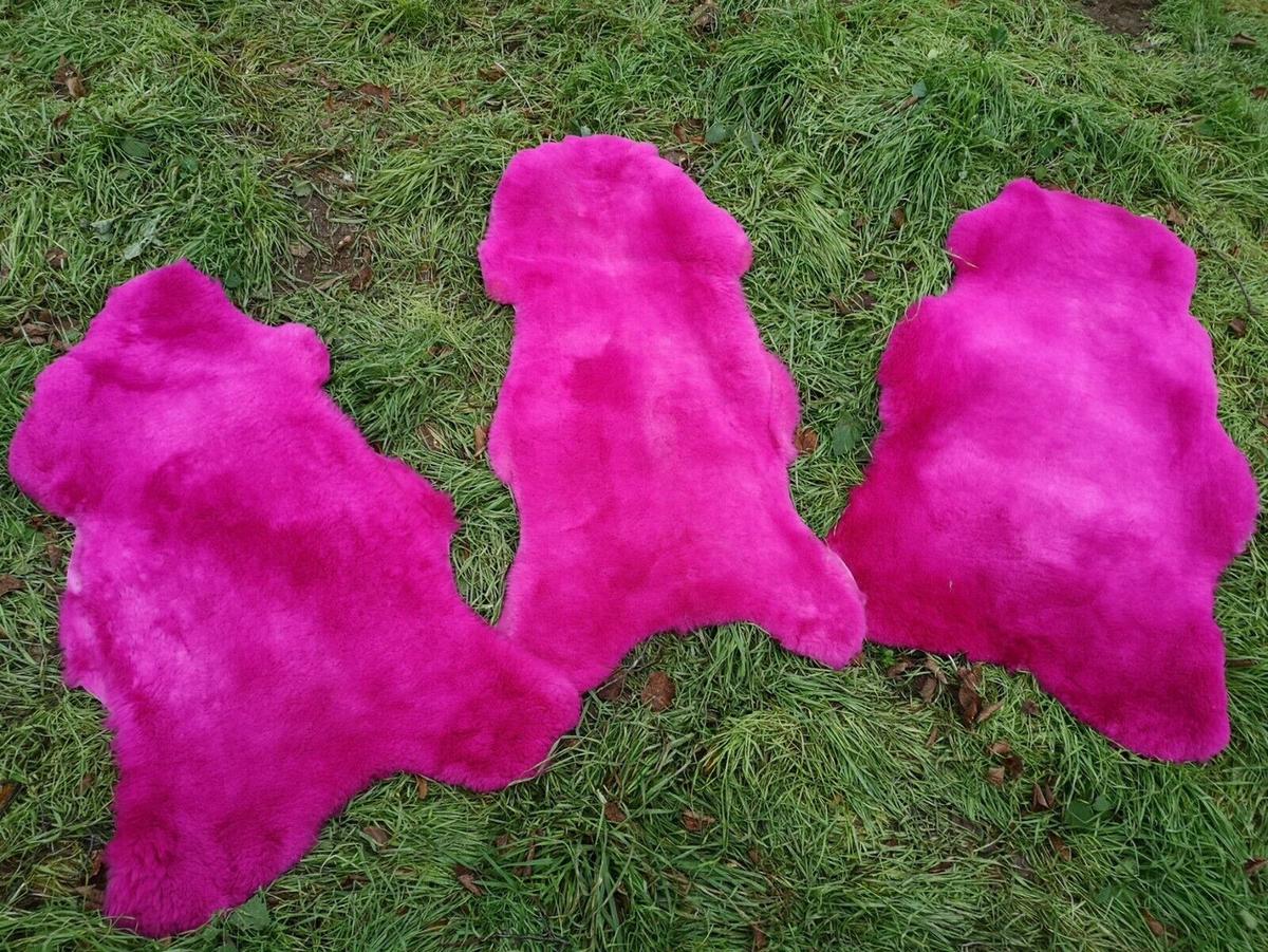 FELL Deutsches Merino Lammfell Schaffell Fuchsia Pink ca. 115 cm - Pink, Fell (65/115cm) - Provellus