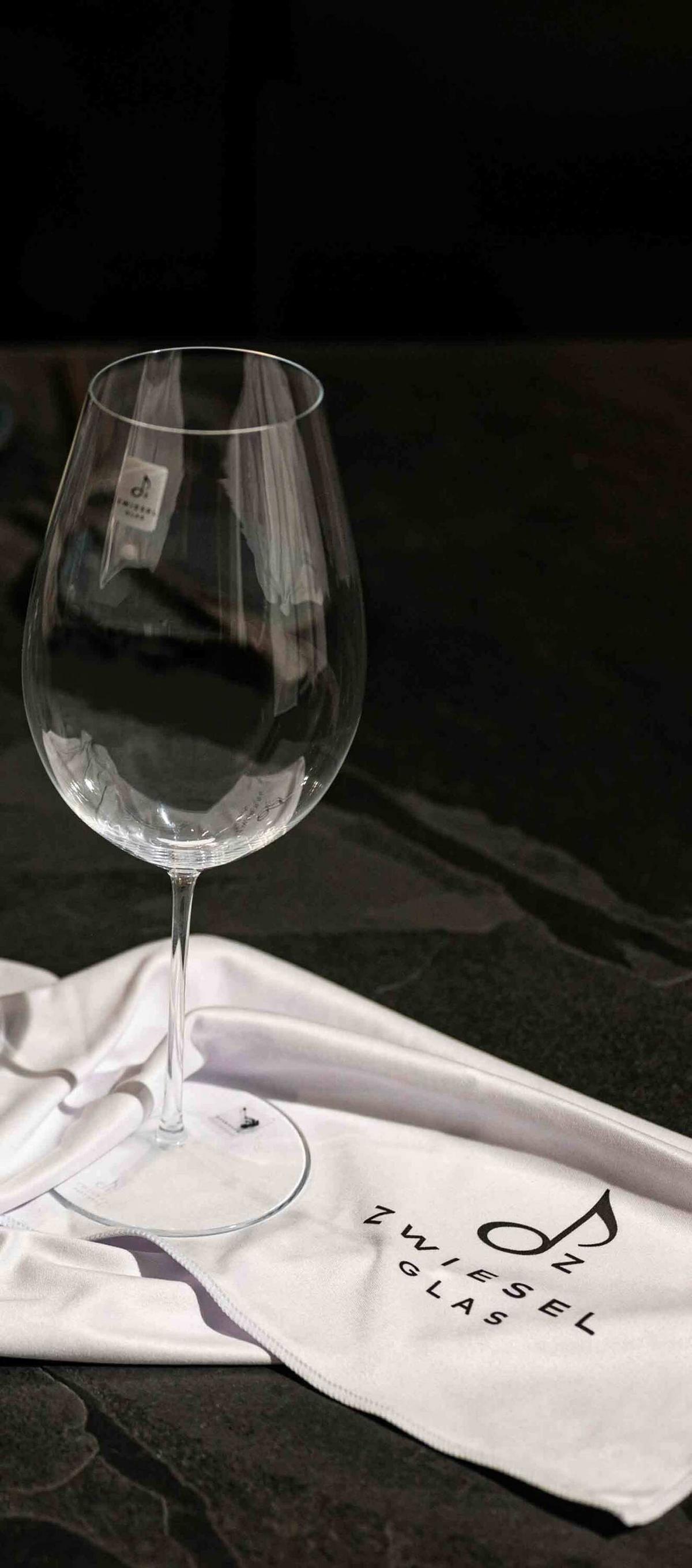 POLIERTUCH Profi weiß 70 x 50 cm - Weiß, Kunststoff (50/70cm) - Zwiesel Glas