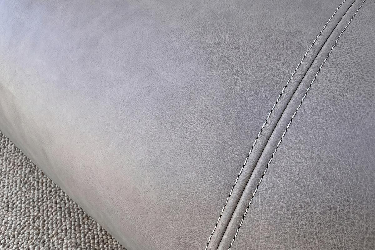 POLSTERHOCKER CELESTE Grau Leder - Grau, Leder/Kunststoff (120/48/80cm) - KAWOLA