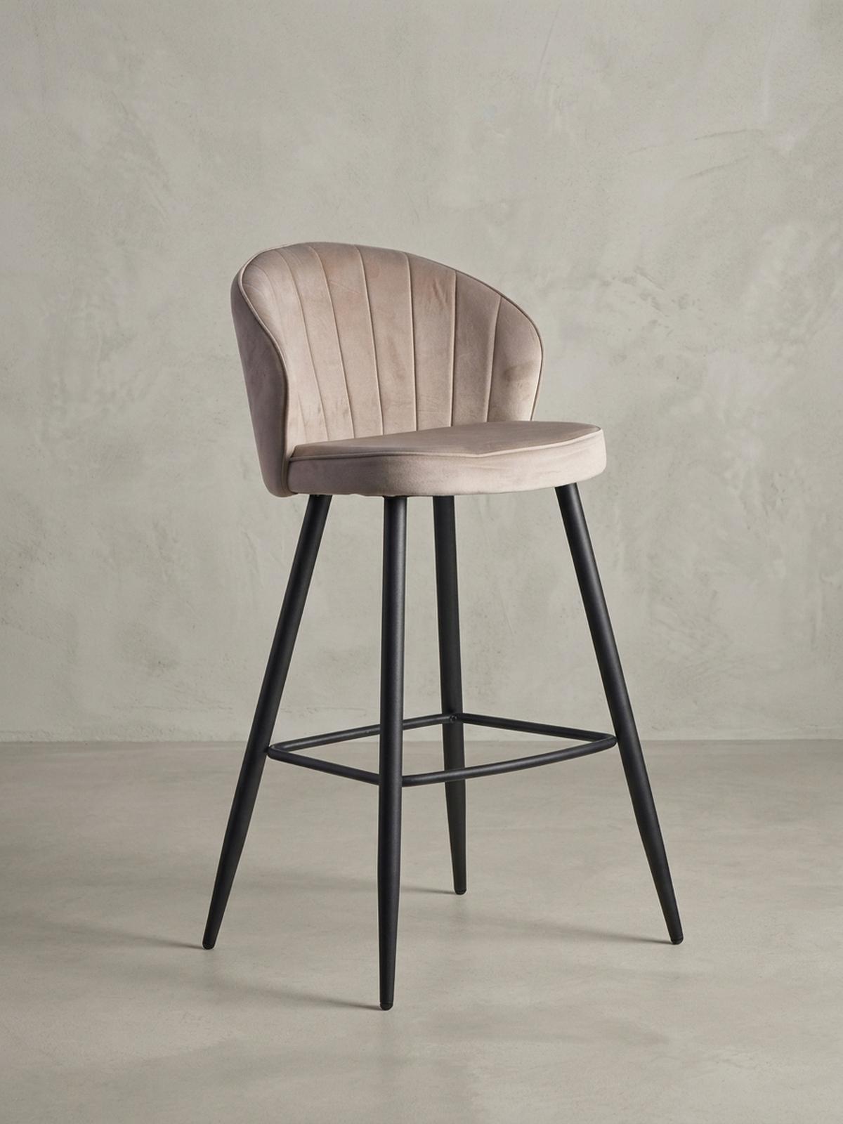 BARHOCKER Samt Metallbeine Skandi-Stil ADIGE, Beige 56x53x103 cm - Beige/Schwarz, Textil/Metall (56/103/53cm) - KADIMA DESIGN
