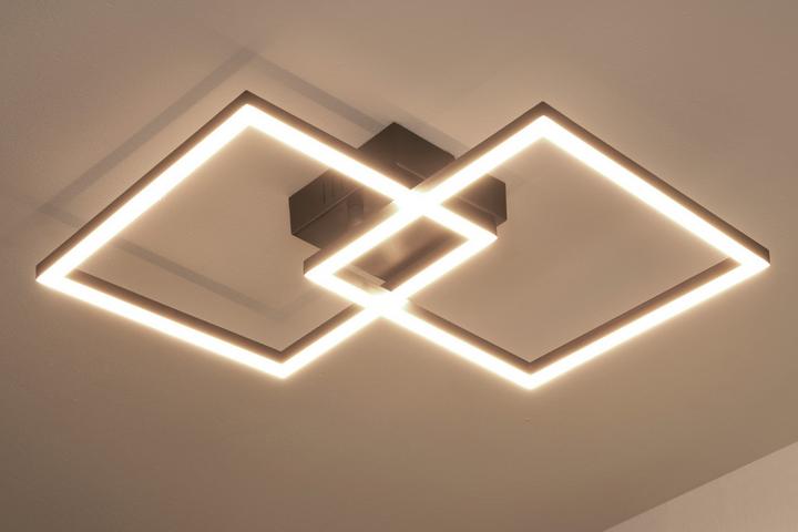 Deckenleuchte LED Lichtfarbe warmweißOpal Schwarz verstellbare Arme Innenbereich imprägniert geometrisch quadratisch LED Leuchtmittel austauschbar