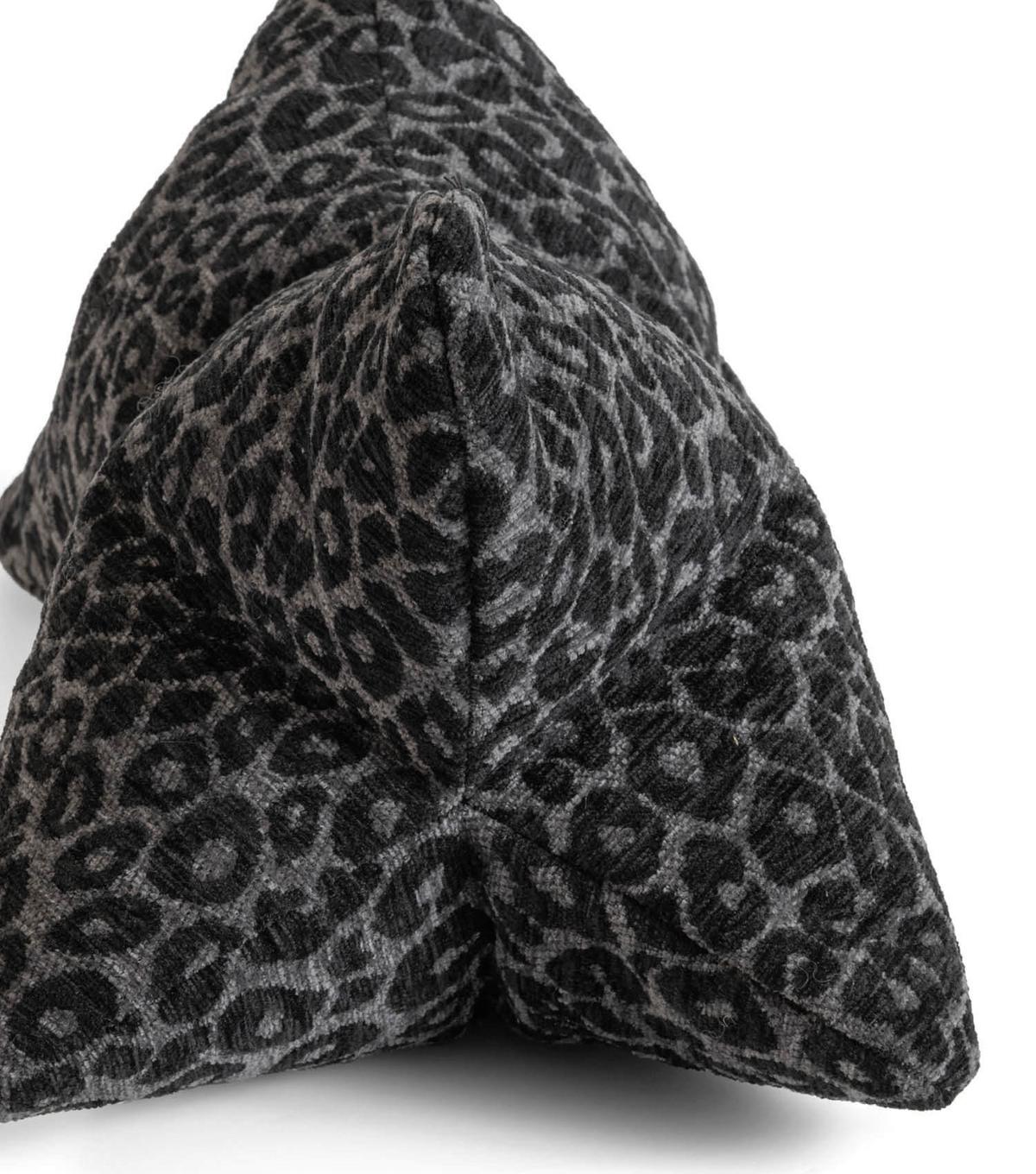 NACKENKISSEN Leseknochen Nook - Grau, Textil (42/22cm) - Mokebo