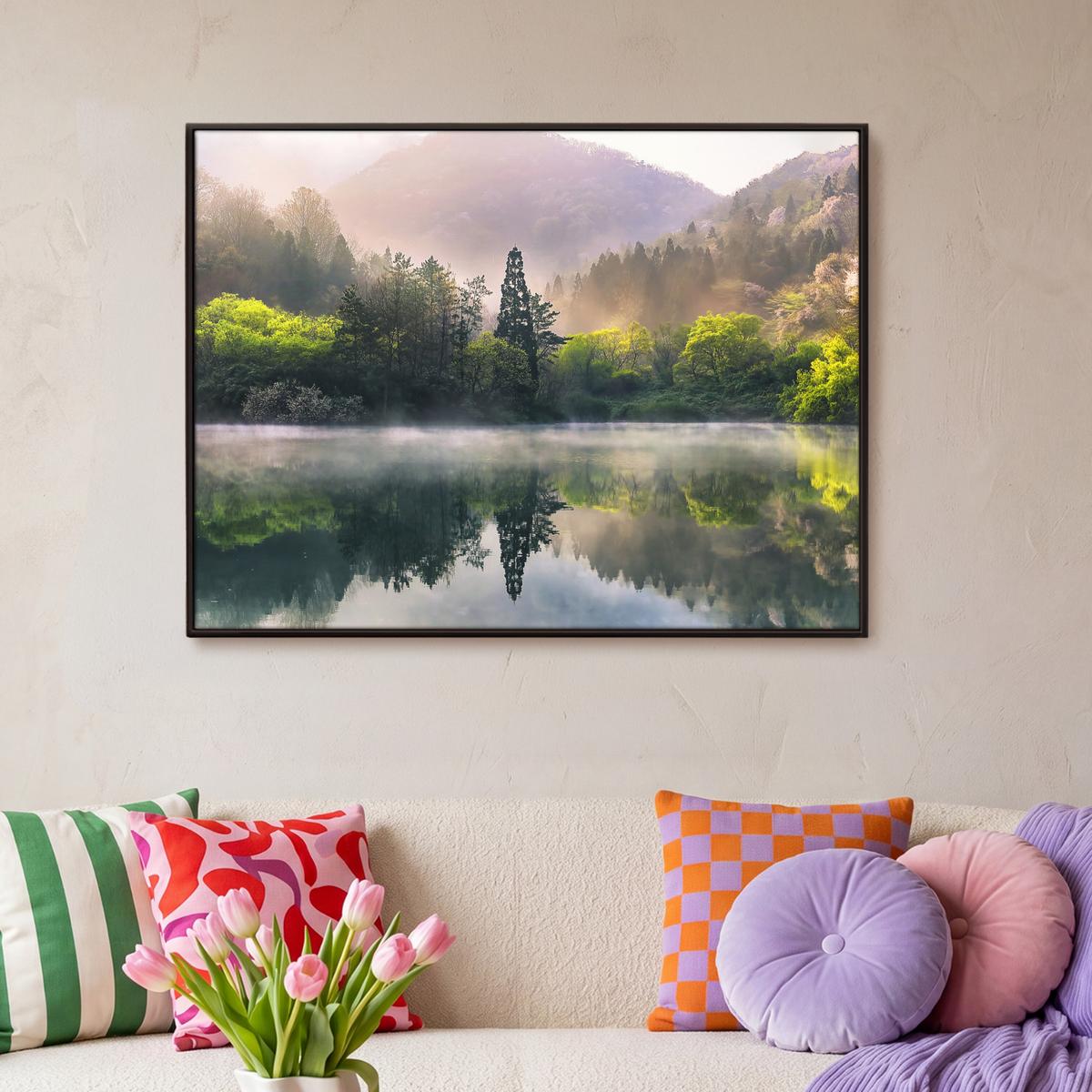 LEINWAND Bilder mit Rahmen - Natur - Bäume - Berge - See - Wasser - 100x70 - Hellgrün, Textil (100/70cm) - MuchoWow