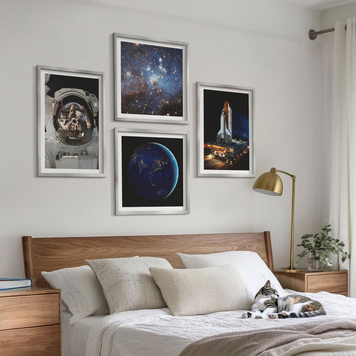 BILDER SET 4er Set - 50x50 cm & 40x60 cm Silberner Rahmen - Weltraum Erde Astronaut Rakete - Silberfarben, Kunststoff (50/50cm) - TULUP