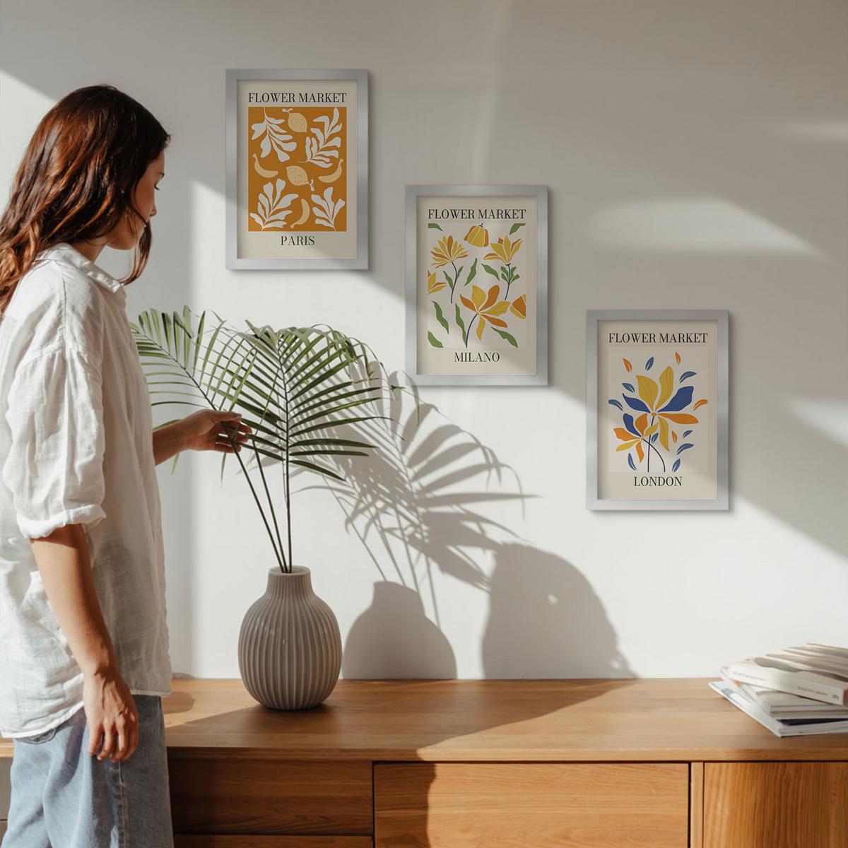 BILDER SET 3er Set - 20x30 cm Silberner Rahmen - Blumenposter Paris Mailand London - Silberfarben, Kunststoff (20/30cm) - TULUP