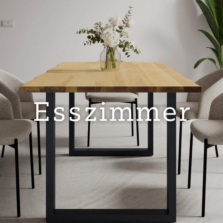 Graue Esszimmerstühle und Esstisch aus Holz, Esszimmer