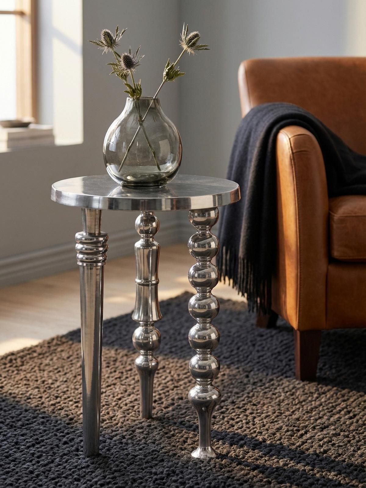 BEISTELLTISCH – Aluminium Silber Dreibein Design 44x44x63 cm - Silberfarben, Metall (44/44/63cm) - KADIMA DESIGN