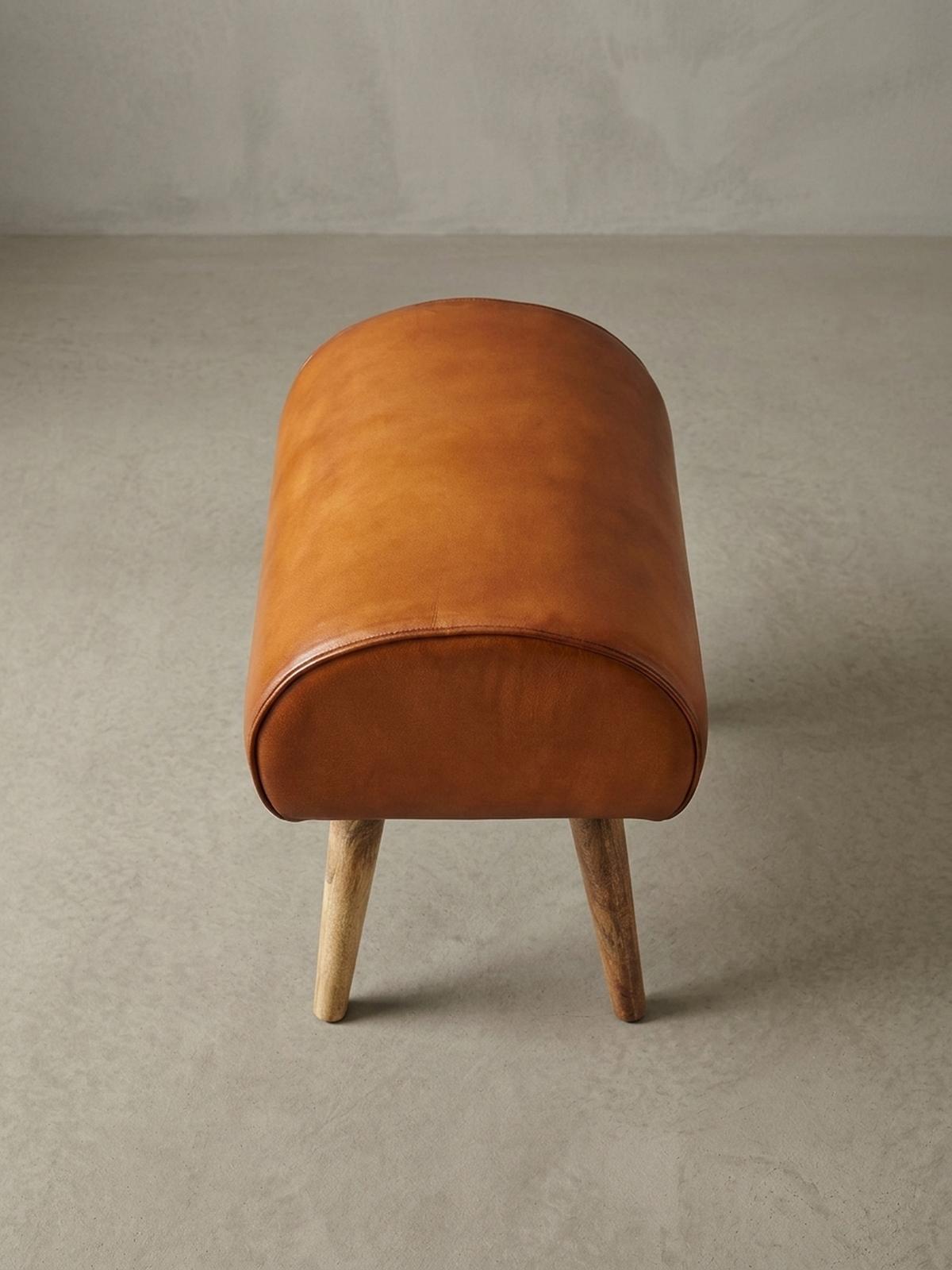 SITZHOCKER – Echtleder/Massivholz, 45x53x40 cm, 120 kg Belastbarkeit - Braun, Mangoholz/Leder (45/53/40cm) - KADIMA DESIGN