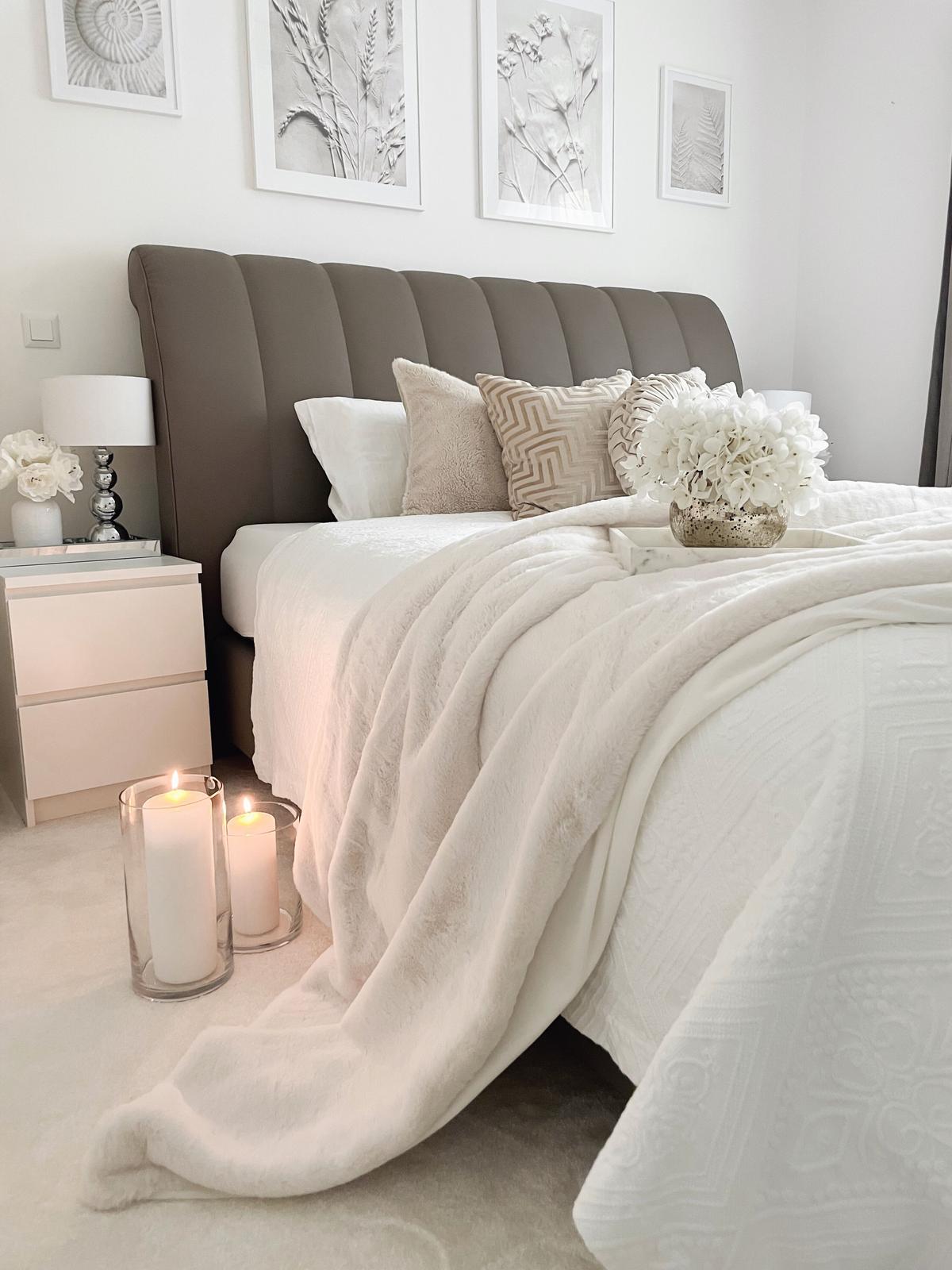 DECKE Cremeweiß Chaab 200/220 cm - Ecru, Textil (200/220cm) - Beliani
