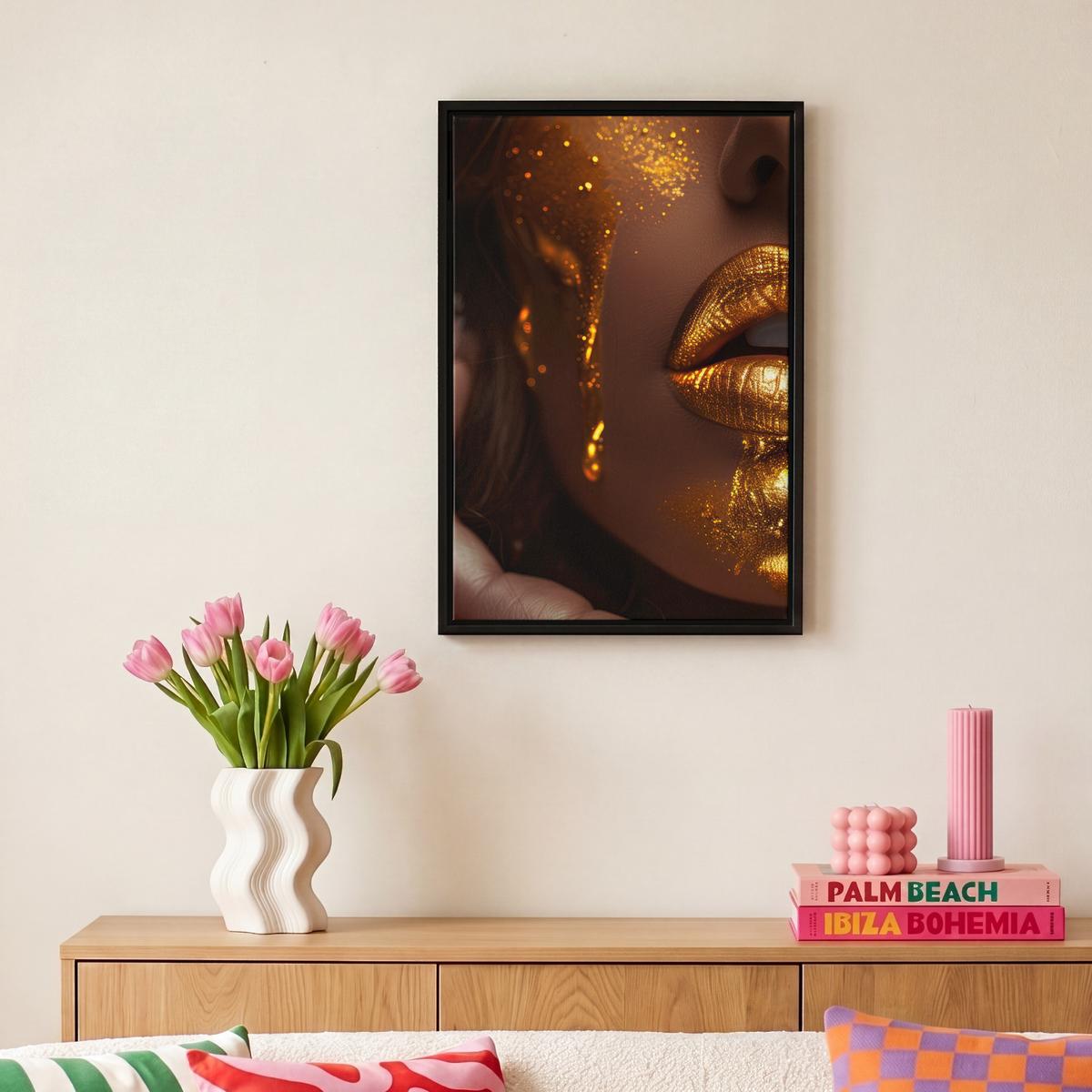 LEINWAND Bilder mit Rahmen - Frau - Gold - Luxus - Porträt - 20x30 - Goldfarben, Textil (20/30cm) - MuchoWow