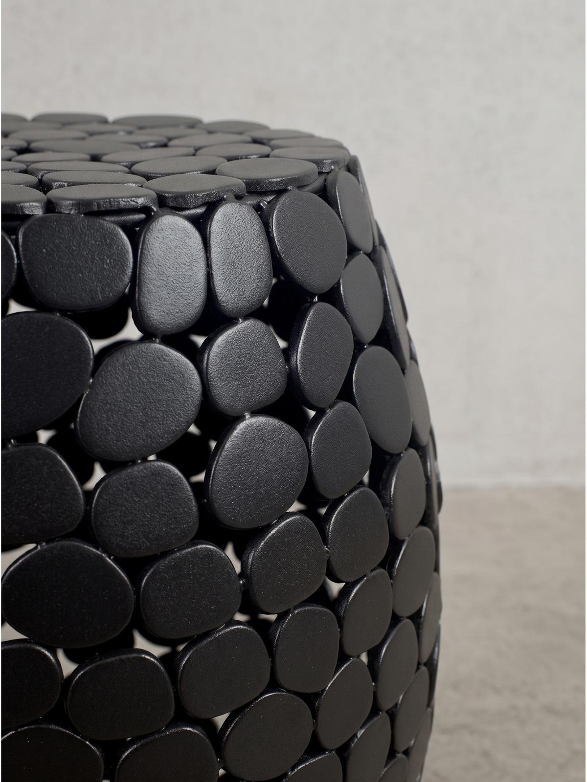 BEISTELLTISCH DIEMEL, Aluminium, handgefertigt, Schwarz, Ø 40 x 46 cm - Schwarz, Metall (40/40/46cm) - KADIMA DESIGN