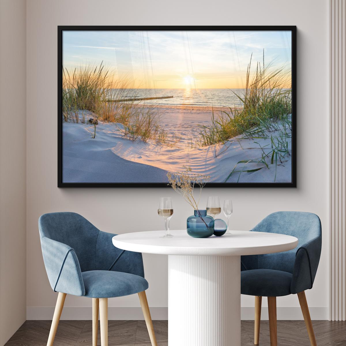 POSTER MIT RAHMENGERAHMTES BILD Strand - Sonne - Düne - Gras - Sand - Horizont 120x80 cm - Hellblau, Papier (120/80cm) - MuchoWow