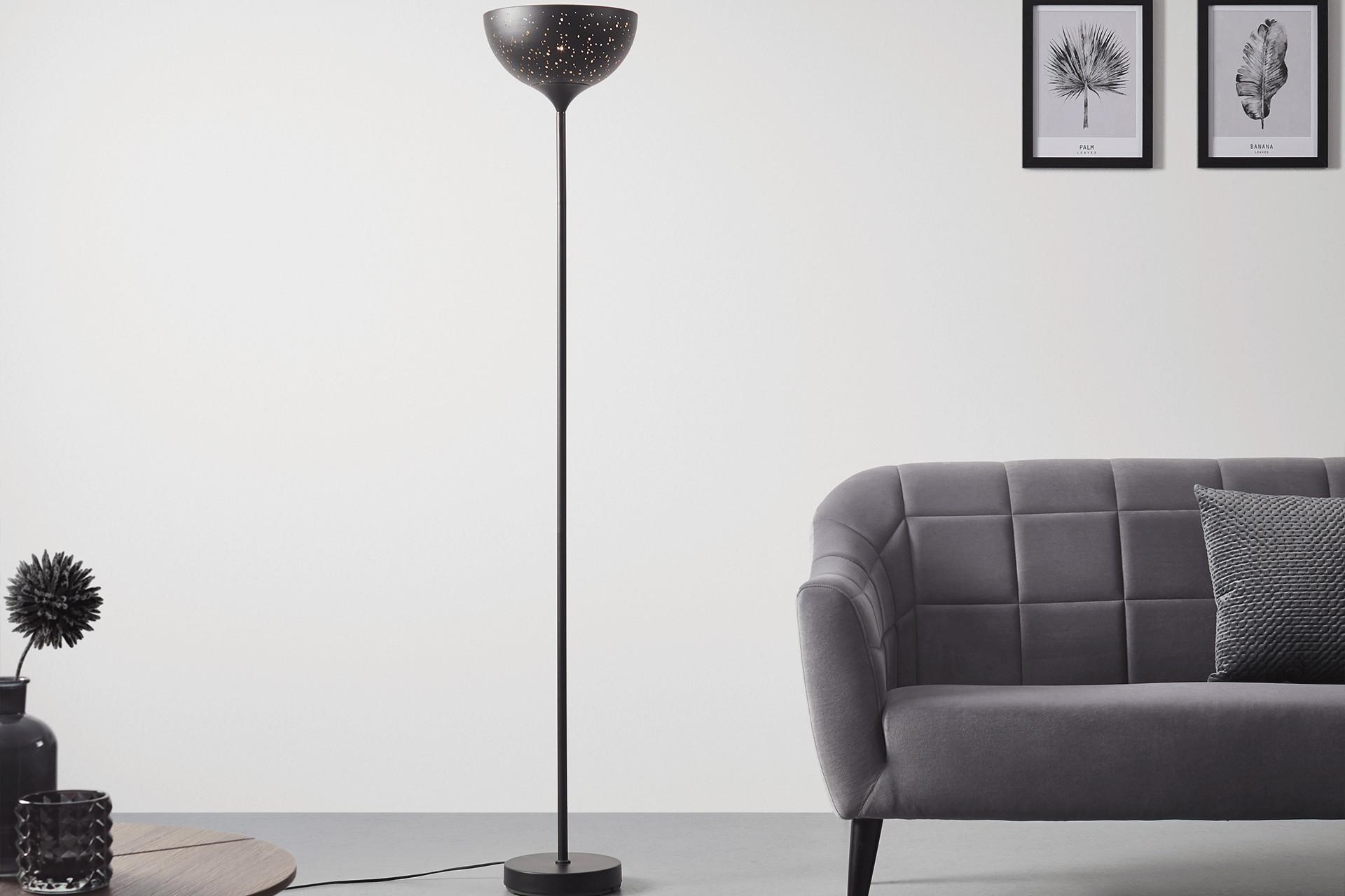 Deckenfluter in Schwarz günstig kaufen bei mömax.