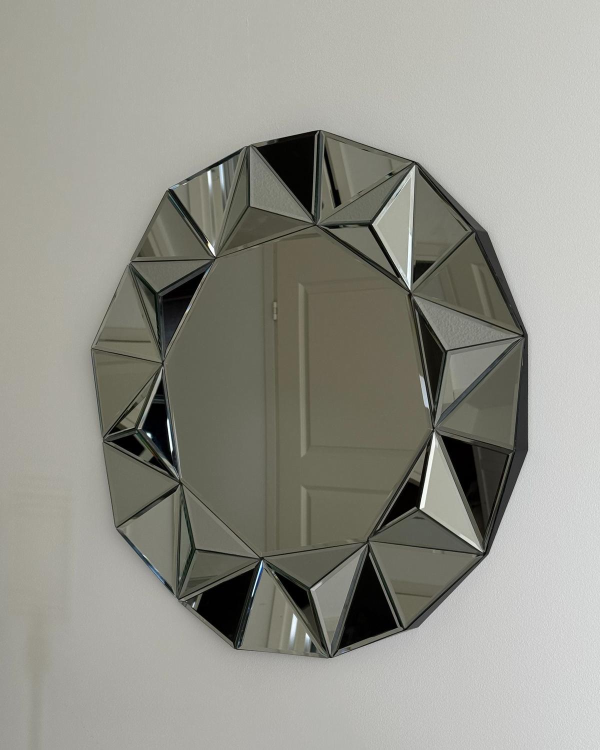 WANDSPIEGEL Silber Diamantform 70 cm Habay - Silberfarben, Holzwerkstoff (70/70/3cm) - Beliani