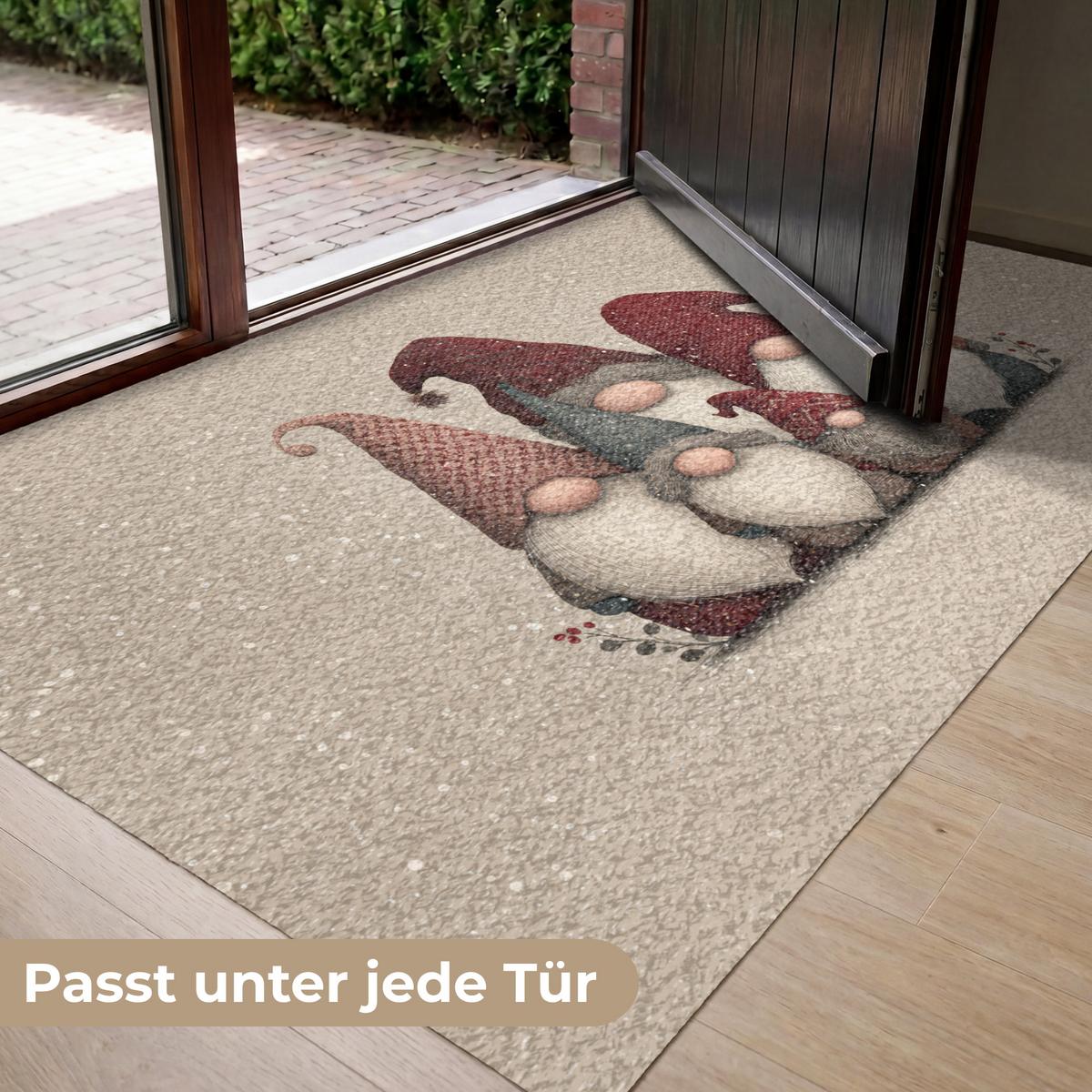 FUSSMATTE Wichtel - Weihnachten - Schnee - Zipfelmützen Türmatte 150x90 cm - Beige, Kunststoff (150/0.4cm) - MuchoWow