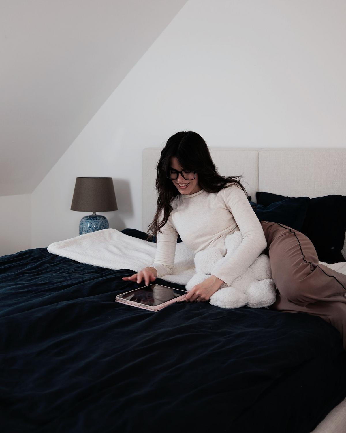 BETT mit Stauraum 160/200 cm Stoff Cremeweiß Castelnavet - Creme, Textil (160/200cm) - Beliani