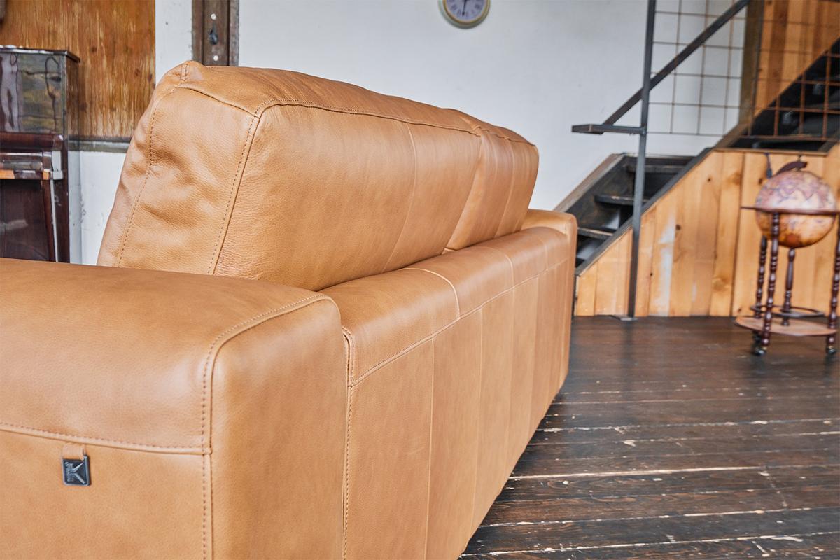 SOFA BODHI Braun Leder - Hellbraun/Schwarz, Leder/Kunststoff (242/80/110cm) - KAWOLA