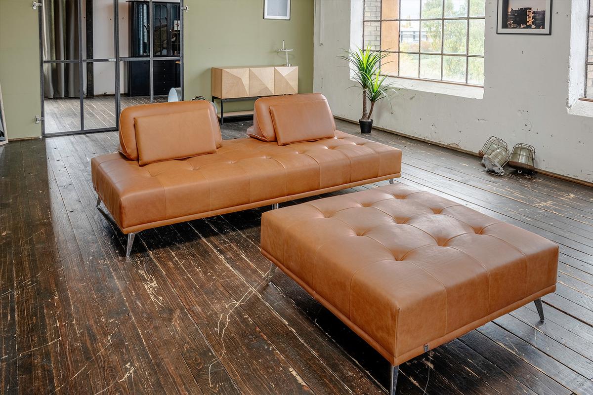 SOFA MIT HOCKER WIOLO 2ER SET Braun Leder - Silberfarben/Braun, Leder/Metall (240/83/110cm) - KAWOLA