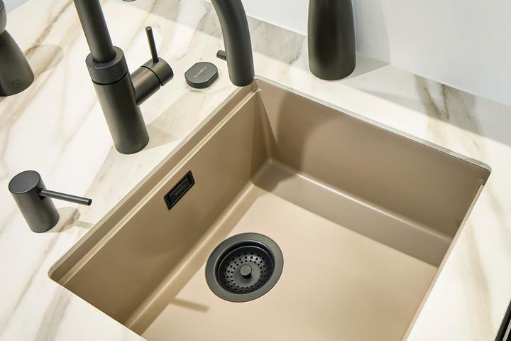 Küchenausstattung bei mömax