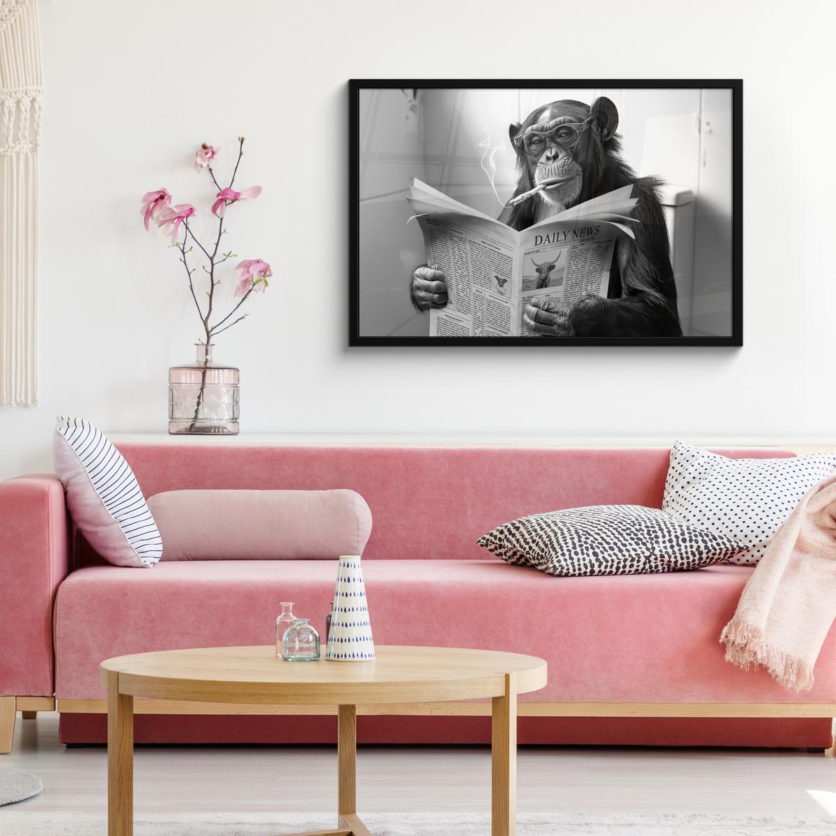POSTER MIT RAHMENGERAHMTES BILD Affe - WC - Zeitung - Schwarz-Weiß - Humor 90x60 cm - Hellgrau, Papier (90/60cm) - MuchoWow