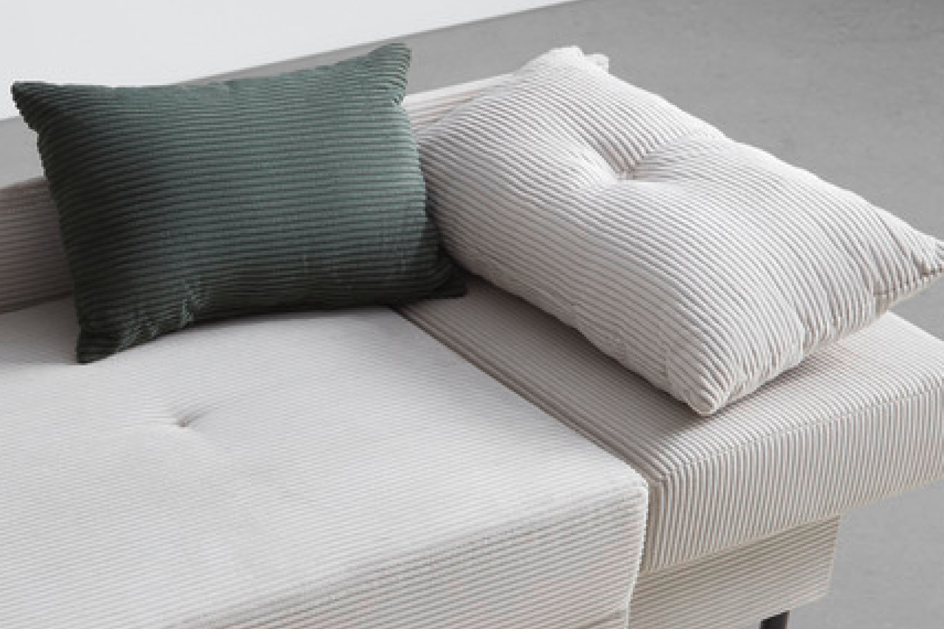 Liege perlmutt inkl. Kissen Innenleben Schaumstoff und Wellenunterfederung 