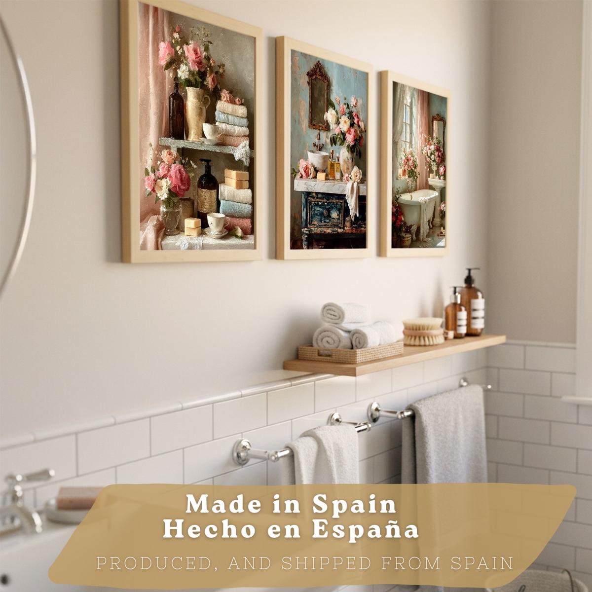 POSTER 3er-Set dekorative Badezimmerdrucke, romantischer Stil, Bilder mit Rosen Badewanne und Parfums, Blumenposter, Leichter Holzrahmen A4 - Beige, Papier (29.7/21/3cm) - Nacnic