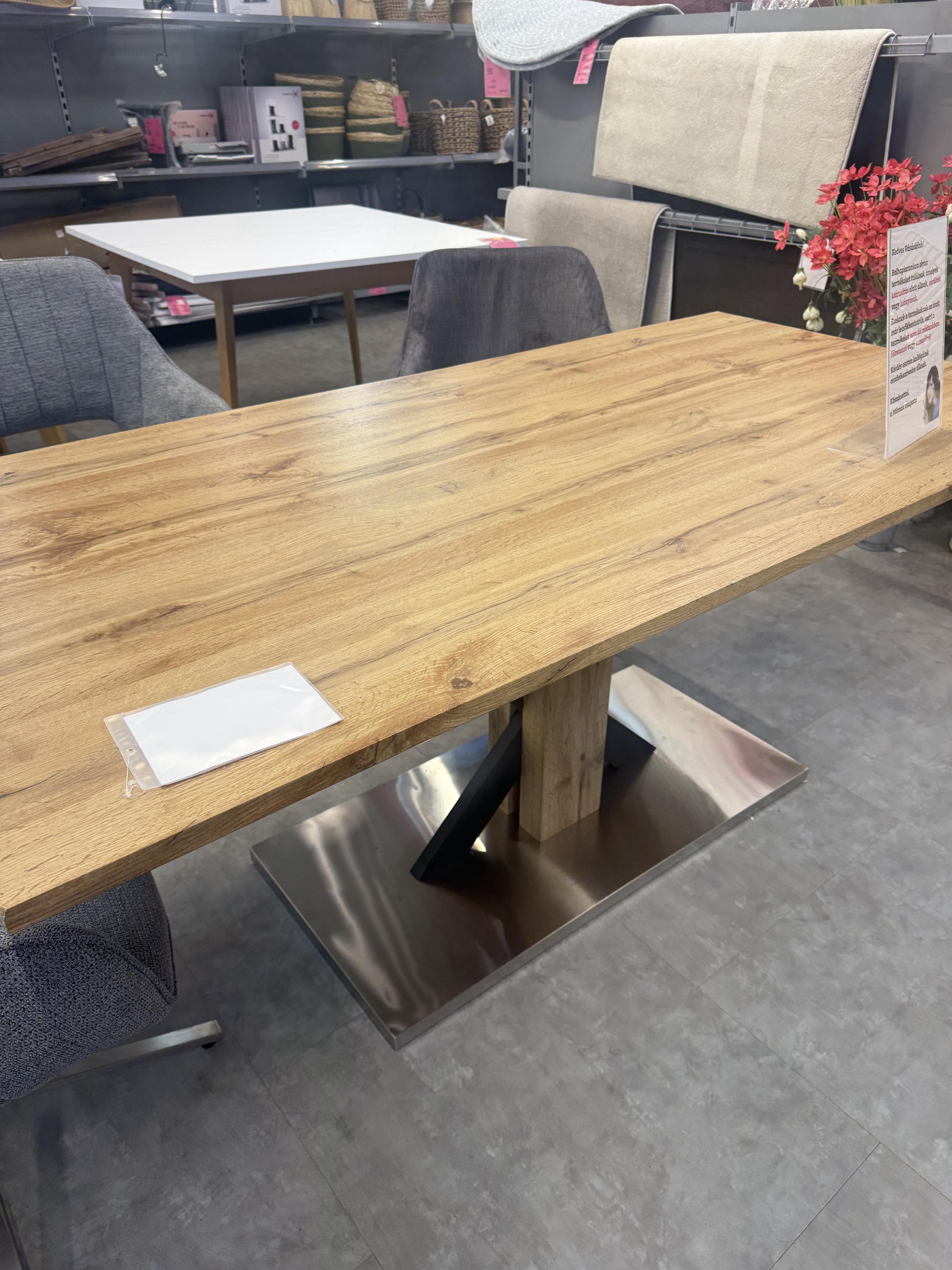 CSEPEL OUTLET ÉTKEZŐASZTAL KLEMENTIN 