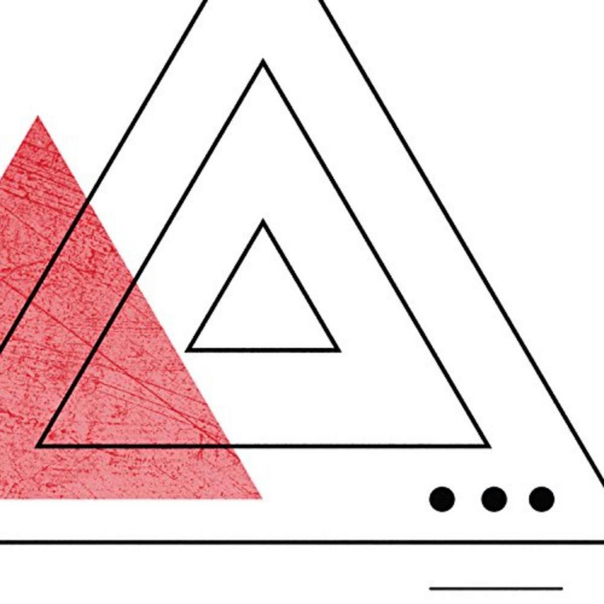 POSTER Set mit 4 Geometrische Nordischer Dreiecken im Rot und Blautönen A4 Schwarzer Rahmen - Schwarz, Papier (29.7/3cm) - Nacnic