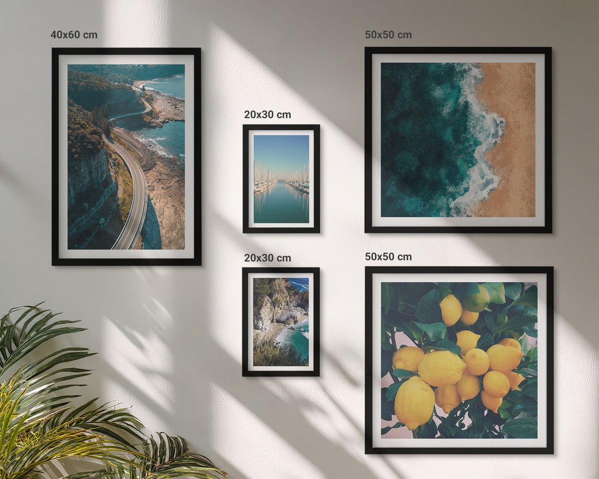 BILDER SET 5er Set - 50x50 cm & 20x30 cm & 40x60 cm Schwarzer Rahmen - Straßen am Meer, ein Meer aus Zitronen - Schwarz, Kunststoff (40/60cm) - TULUP