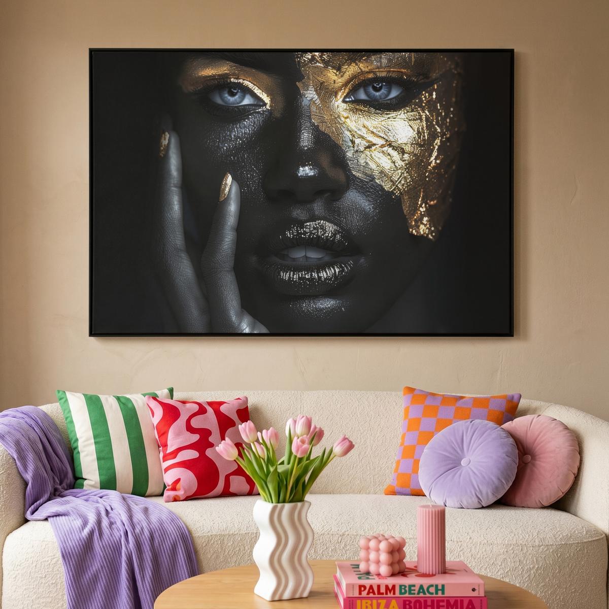 LEINWAND Bilder mit Rahmen - Frau - Gold - Porträt - Schwarz-Weiß - Luxus - 120x80 - Hellblau, Textil (120/80cm) - MuchoWow