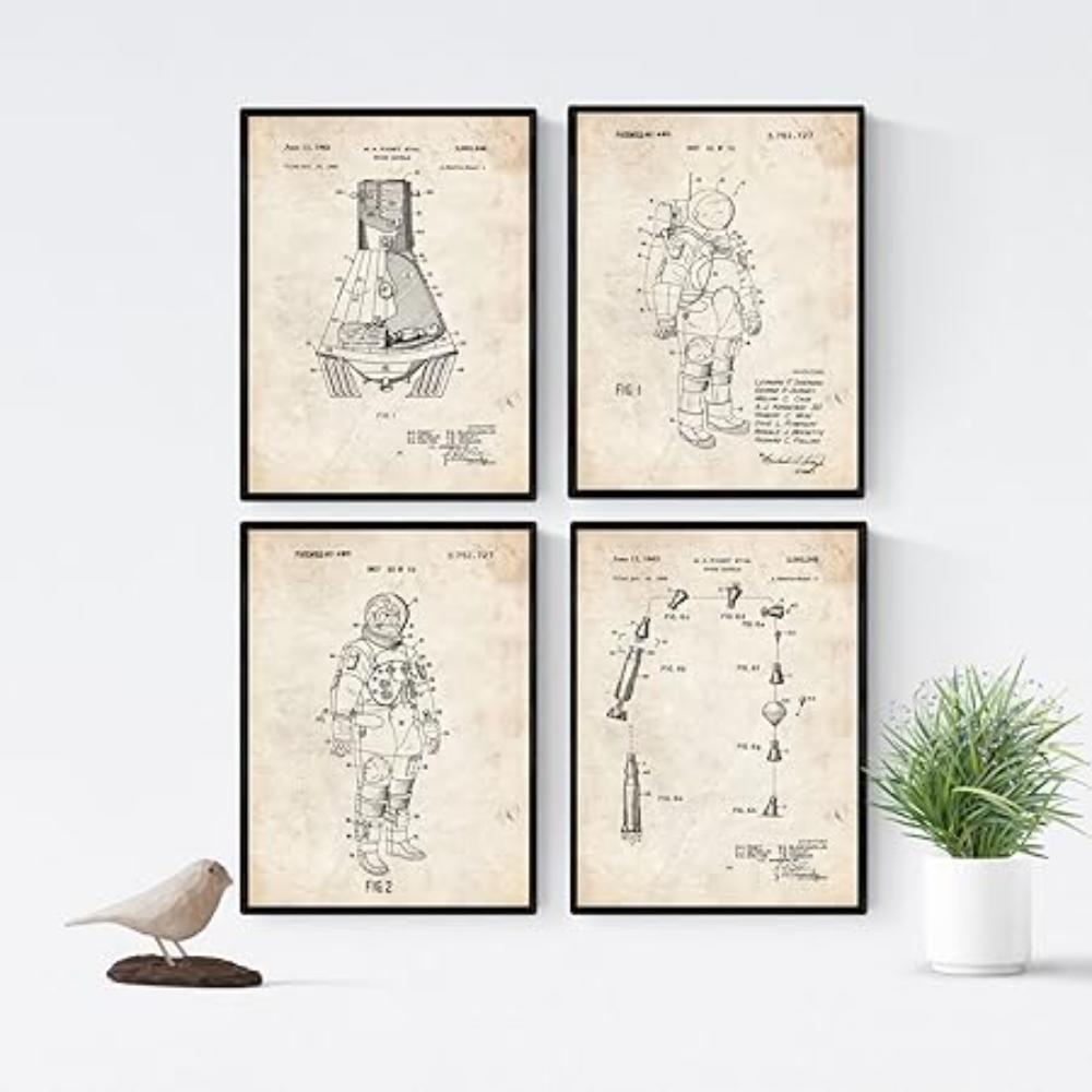 POSTER Set mit 4 Jahrgang Astronaut Patenten A4 Schwarzer Rahmen - Schwarz, Papier (29.7/3cm) - Nacnic