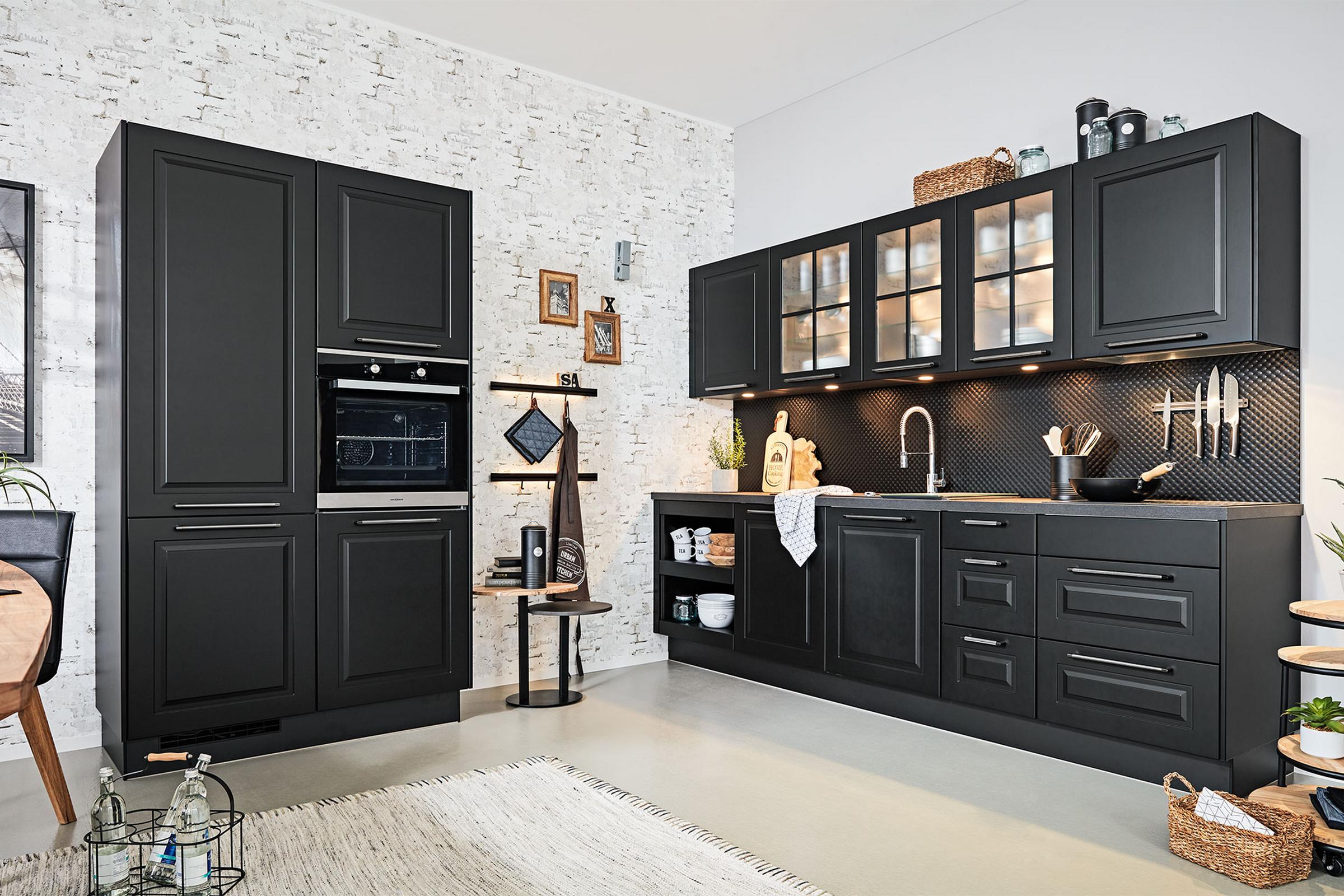 Kuche Landhausstil Schwarz