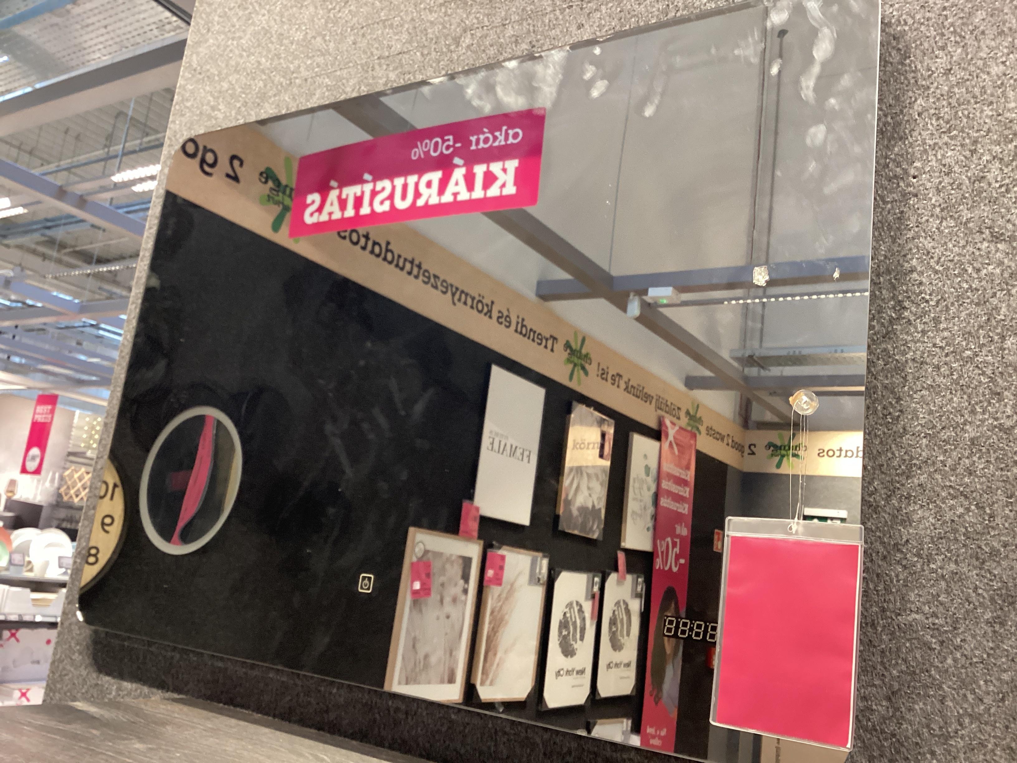 CSEPEL OUTLET VILÁGÍTÓ TÜKÖR SPR206