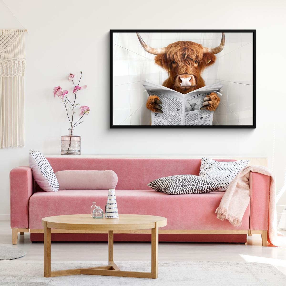POSTER MIT RAHMENGERAHMTES BILD Schottischer Highlander - Tier - Zeitung - Toilette 120x80 cm - Kastanienfarben, Papier (120/80cm) - MuchoWow