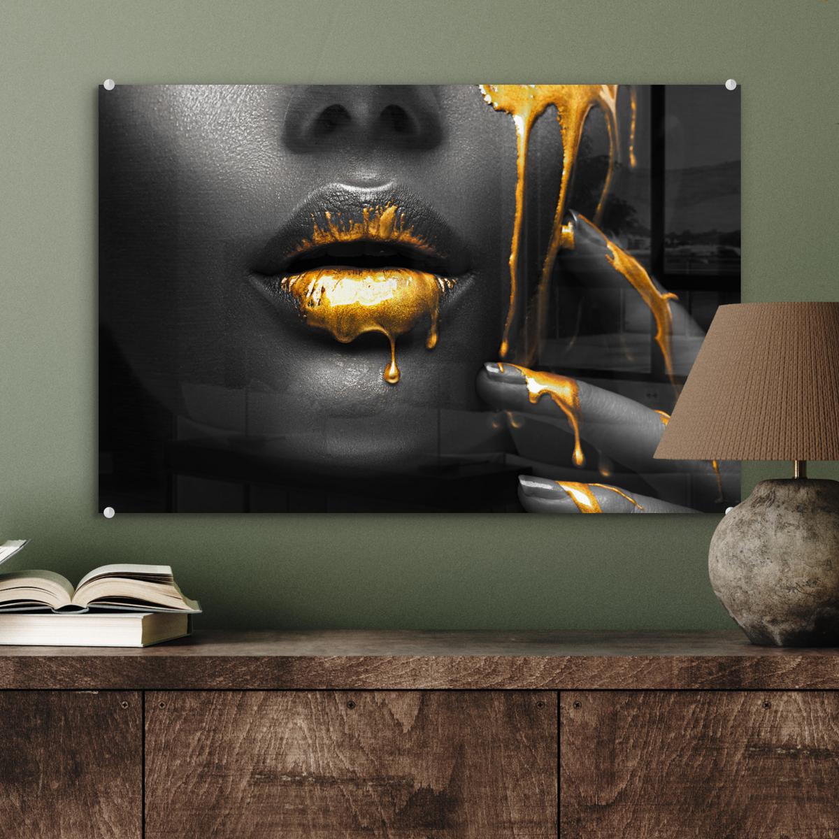 ACRYLGLASBILD Frau - Schwarz - Gold - Gesicht - Lippen Wanddeko 60x40 cm - Goldfarben, Glas (60/40cm) - MuchoWow