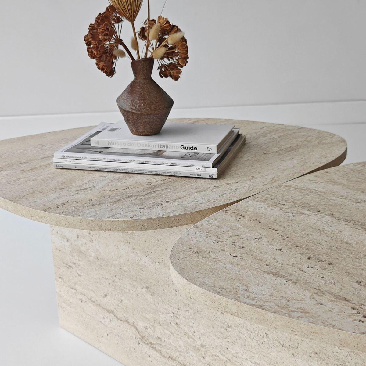 COUCHTISCH mit doppelter Platte in organischer Form 125/60/38 cm - Beige, Holzwerkstoff (10/60/38cm) - Calicosy