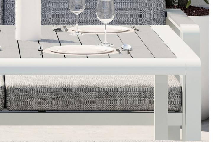 Dining Loungeset Tisch weiß Aluminium pulverbeschichtet Tischplatte Hellgrau Lamellen Polywood matt