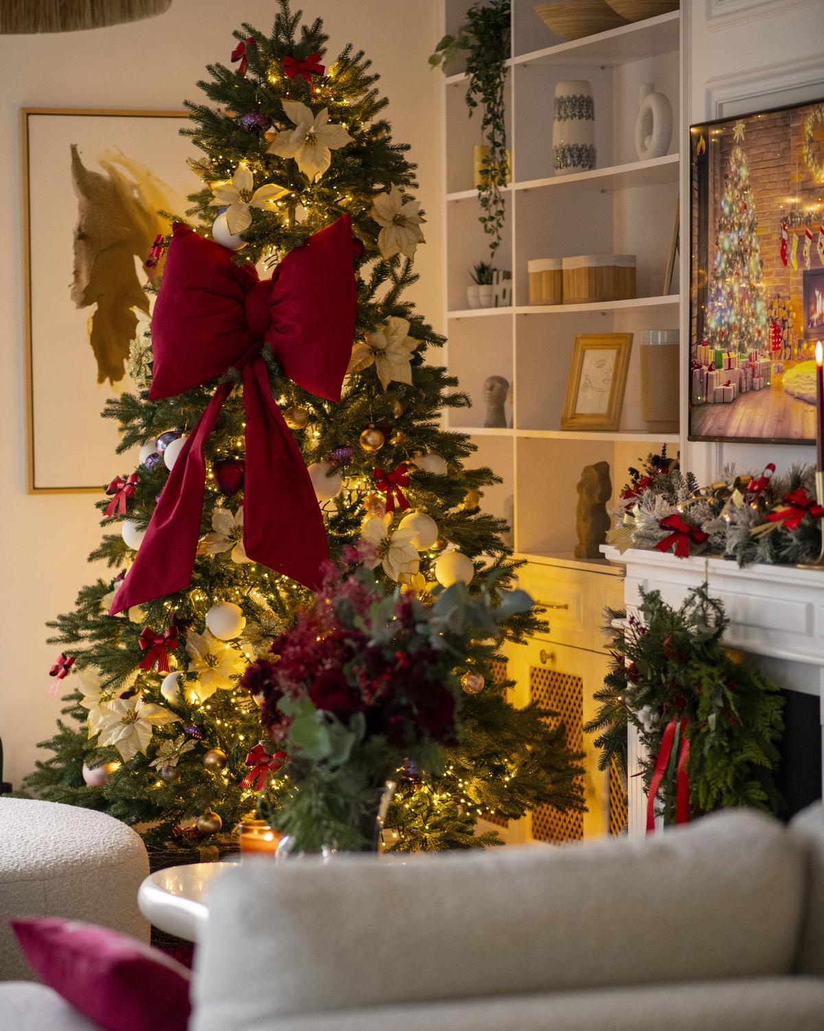 WEIHNACHTSBAUM 240 cm Grün Huxley - Grün, Kunststoff (240cm) - Beliani