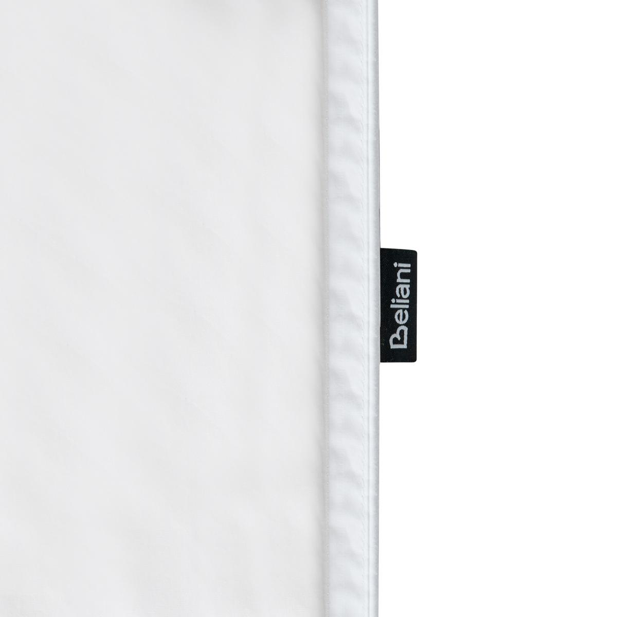 ZWEILAGIGE Bettdecke Entenfedern und Daunen 4-Jahreszeiten 150/200 cm Serrato - Weiß, Textil (155/220cm) - Beliani