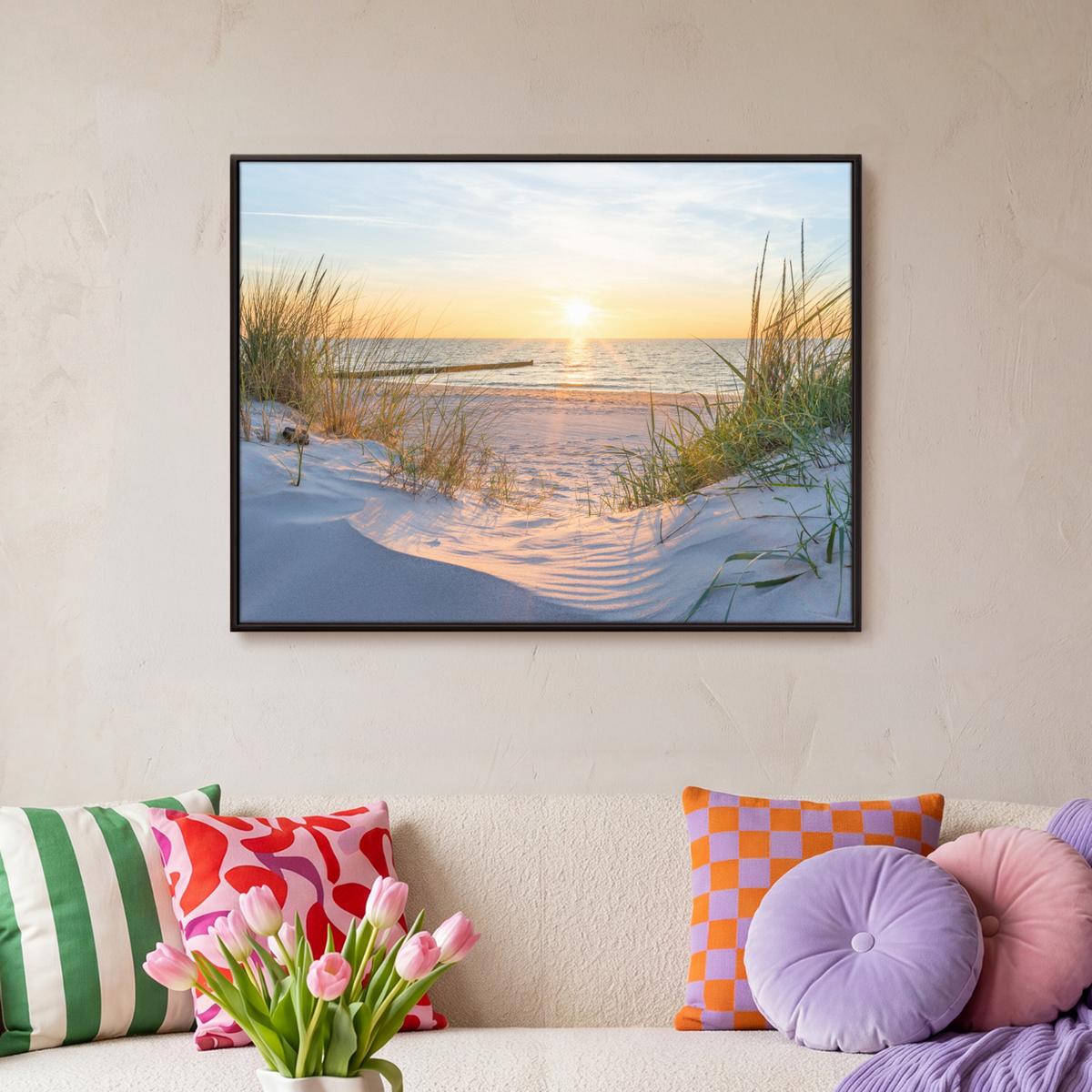 LEINWAND Bilder mit Rahmen - Strand - Sonne - Düne - Gras - Sand - Horizont - 80x60 - Hellblau, Textil (80/60cm) - MuchoWow