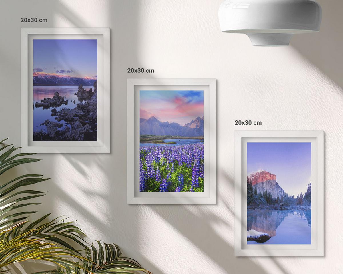 BILDER SET 3er Set - 20x30 cm Weißer Rahmen - Berglandschaften mit Wasser und Himmel - Weiß, Kunststoff (20/30cm) - TULUP
