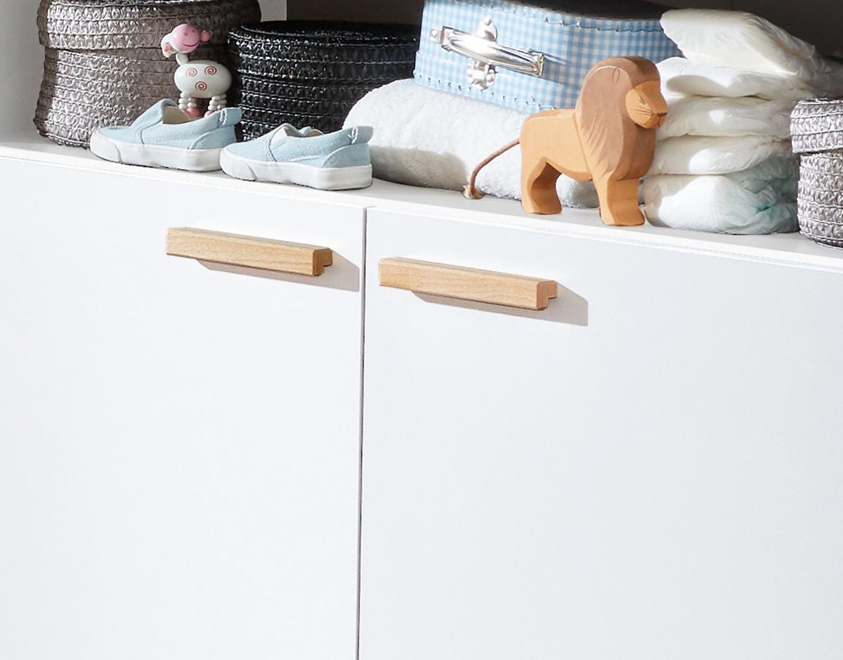 KLEIDERSCHRANK weiß matt mit Buche massiv, 3-türig 130 x 190 cm für Baby- und Kinderzimmer - Eichefarben/Buchefarben, Holz/Holzwerkstoff (60/190/130cm) - Top.Furn