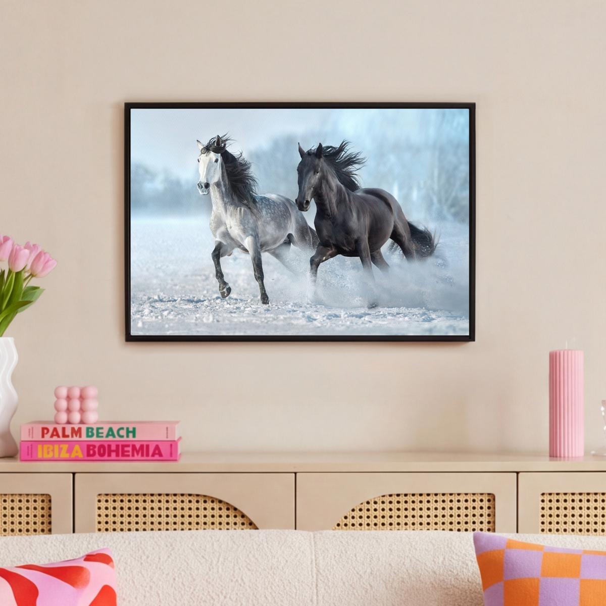 LEINWAND Bilder mit Rahmen - Pferde - Winter - Tiere - Natur - Schnee - 60x40 - Anthrazit, Textil (60/40cm) - MuchoWow