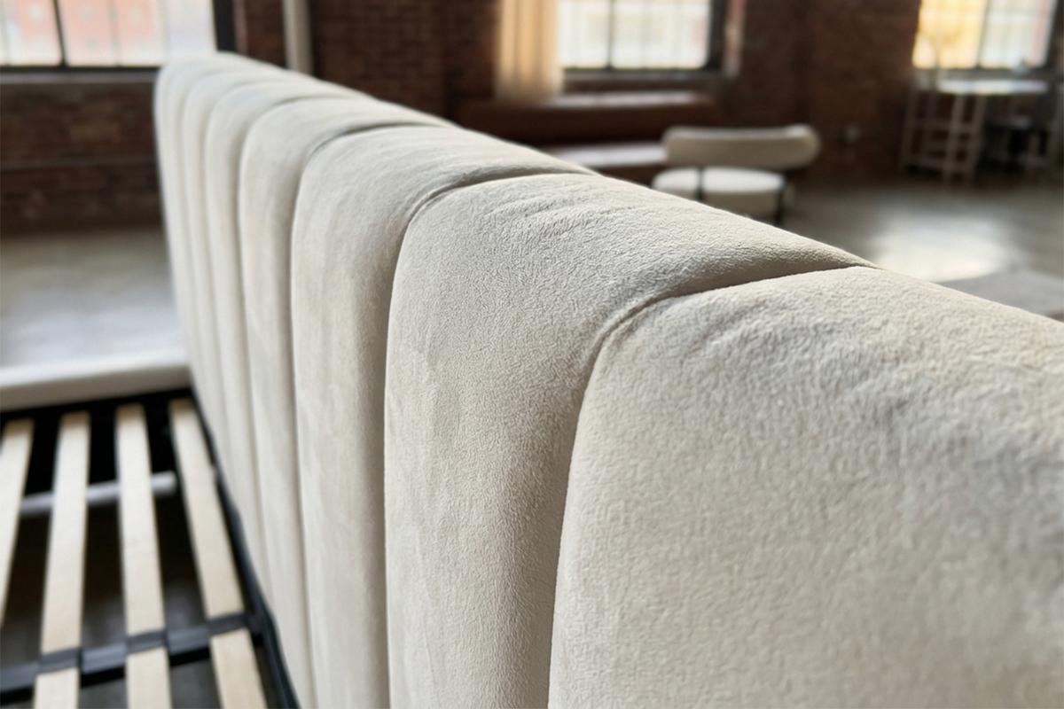 POLSTERBETT CATTURA Cremeweiß Velvet - Creme/Weiß, Textil (140/200cm) - KAWOLA