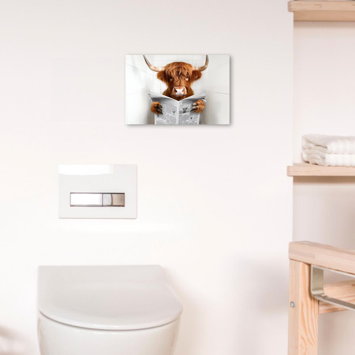 LEINWANDBILD Schottischer Highlander - Tier - Zeitung - Toilette Deko Schlafzimmer 30x20 cm - Kastanienfarben, Textil (30/20cm) - MuchoWow
