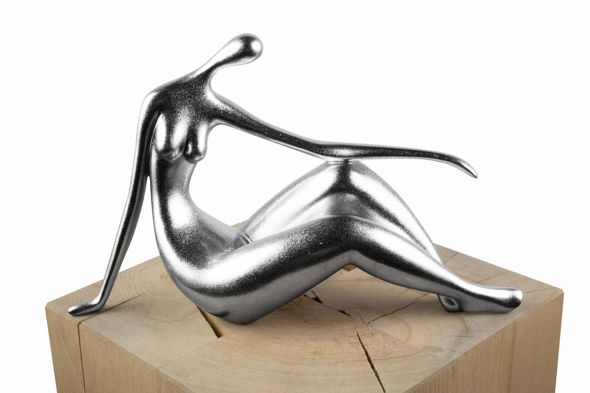 SKULPTUR Silber 36/22 cm - Silberfarben, Stein (0.92/22/10cm) - KUNSTLOFT