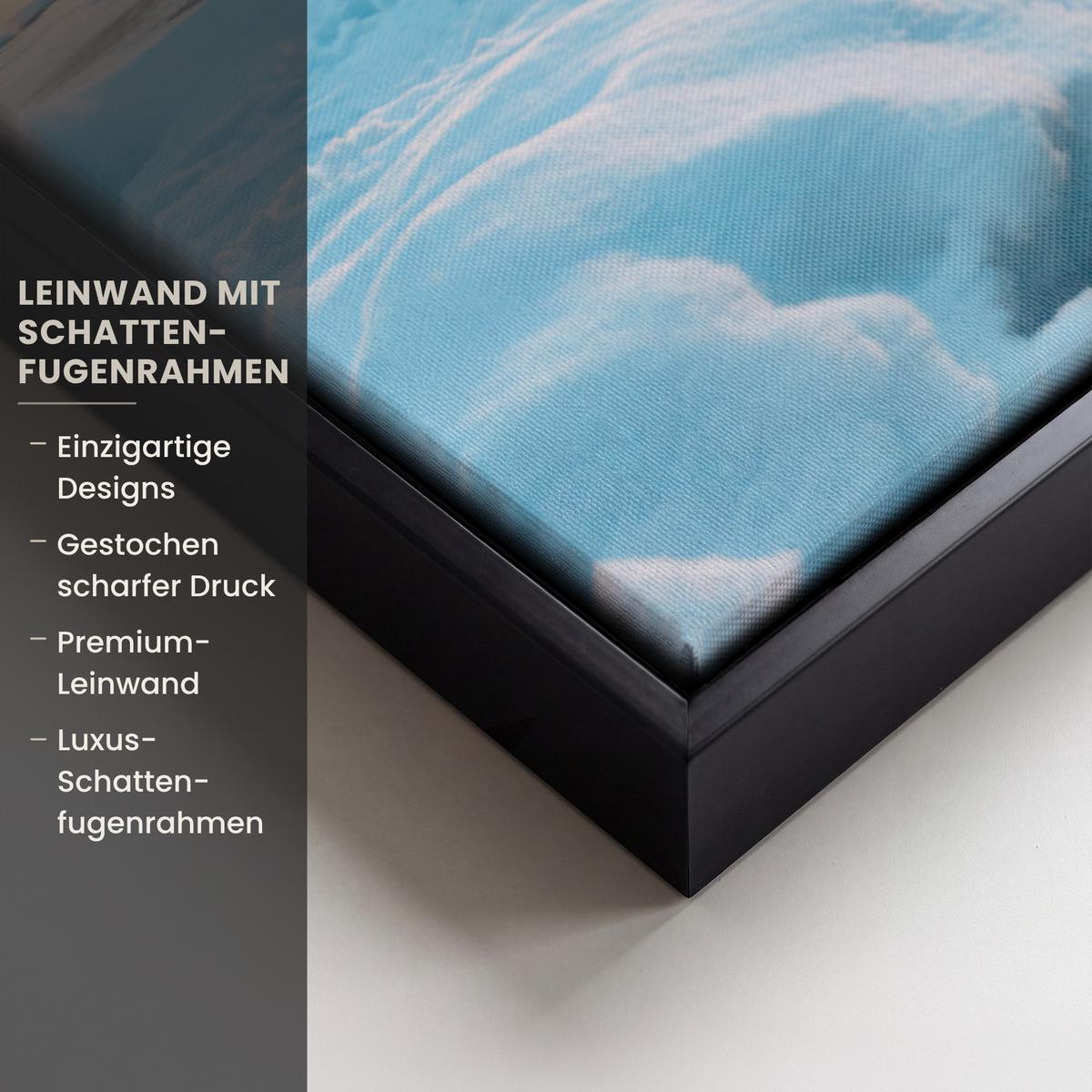 LEINWAND Bilder mit Rahmen - Winterlandschaft - Natur - Haus - Berge - Schnee - 60x40 - Hellblau, Textil (60/40cm) - MuchoWow