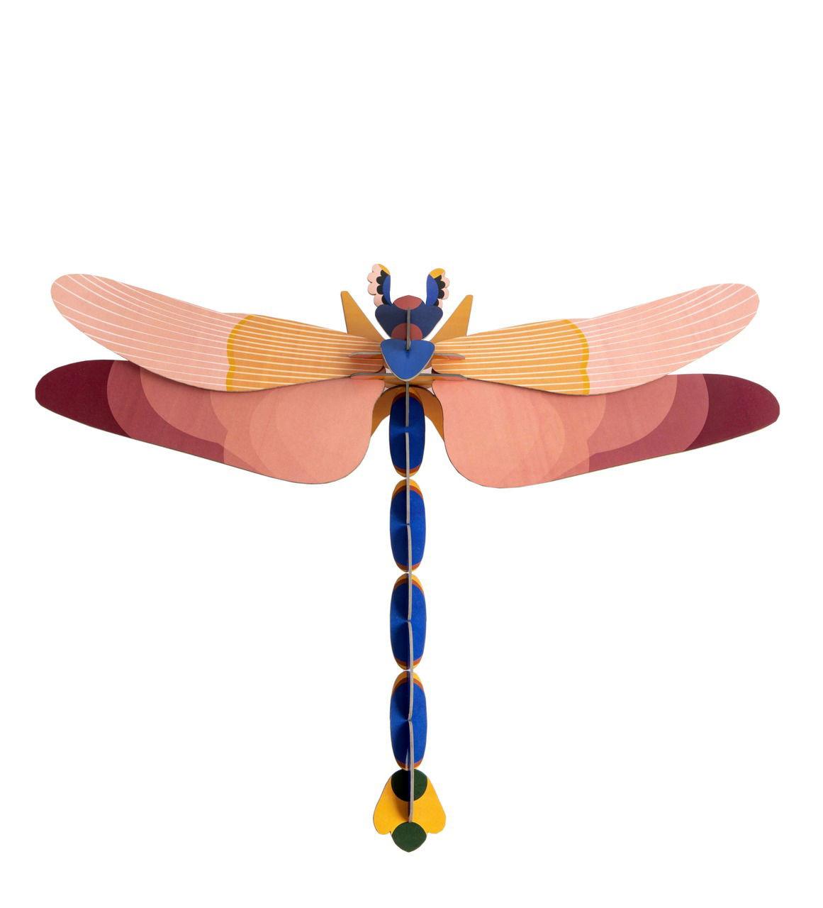 WANDDEKO Libelle 90/13 cm - Blau/Pink, Wellpappe (90/13/75cm) - Studio Roof